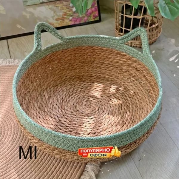 Съемная лежанка для животных с матрасом