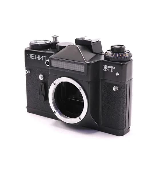 Зеркальный фотоаппарат Зенит ЕТ body black (СССР)