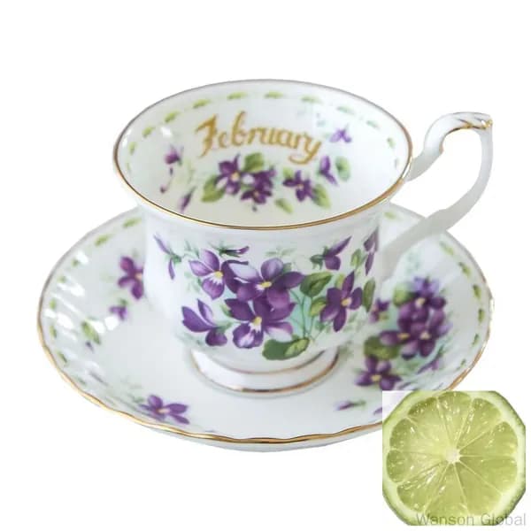 Чайная пара Royal Albert. Серия "Цветок месяца". Англия. Костяной фарфор. Клеймо 70-е гг. Сузуран в мае