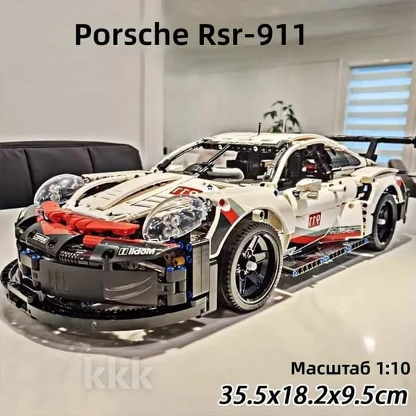 Модель Porsche 911 RSR в масштабе 1:10, 1889 деталей, белая с красными акцентами