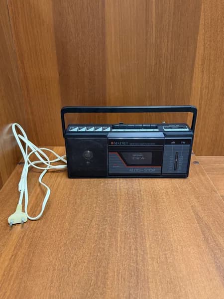 Ретротехника - Магнитола "Matsui TBS-1100" Радио работает! магнитофон в ремонт Пассики! Редкий! Винтаж!