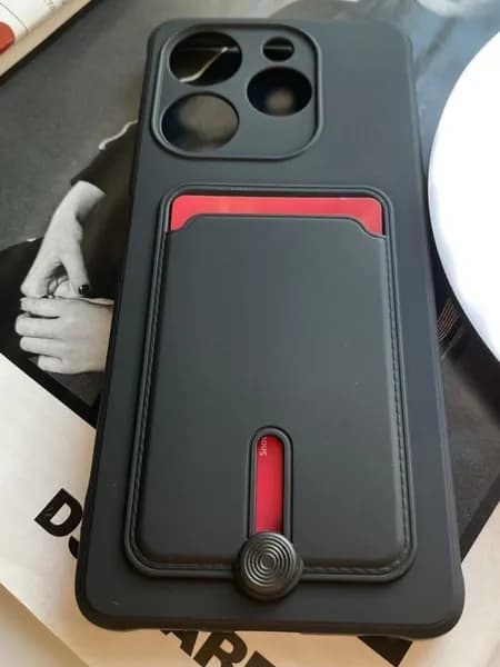 Infinix Hot 40i / Tecno Spark Go 2024 / Infinix Smart 8 / 8Plus черный с карманом для карт.