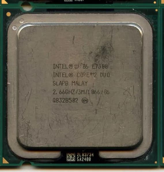 Intel Процессор Core 2 Duo E7300 SLAPB OEM (без кулера)