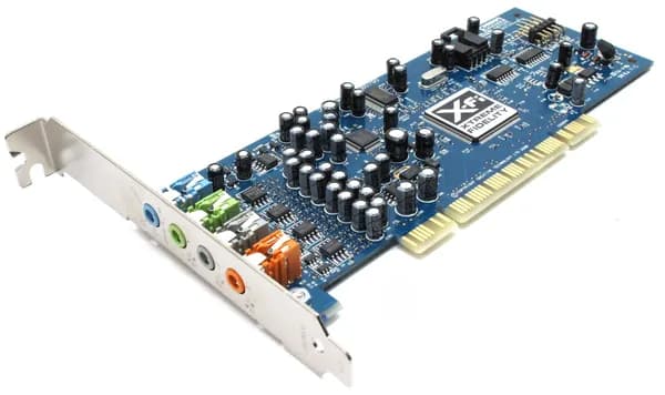 Звуковая карта X-Fi XtremeAudio 7.1 SB0790 Creative под устаревший слот PCI - для современных компьютеров НЕ ПОДХОДИТ