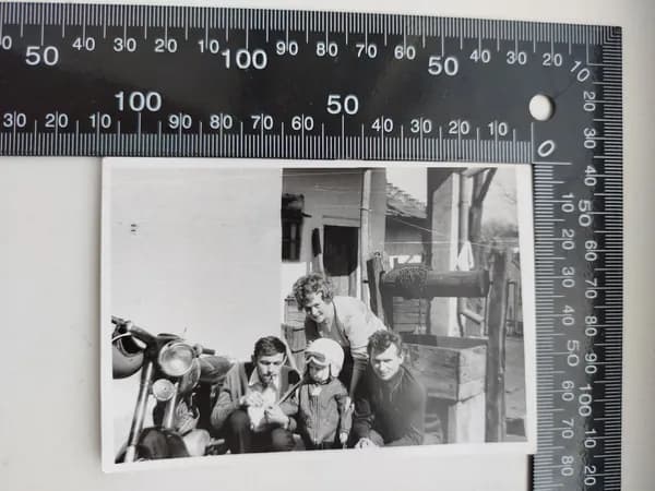 Старинная Фотография - Прошлое в Кадре: Эпоха СССР / Россия.