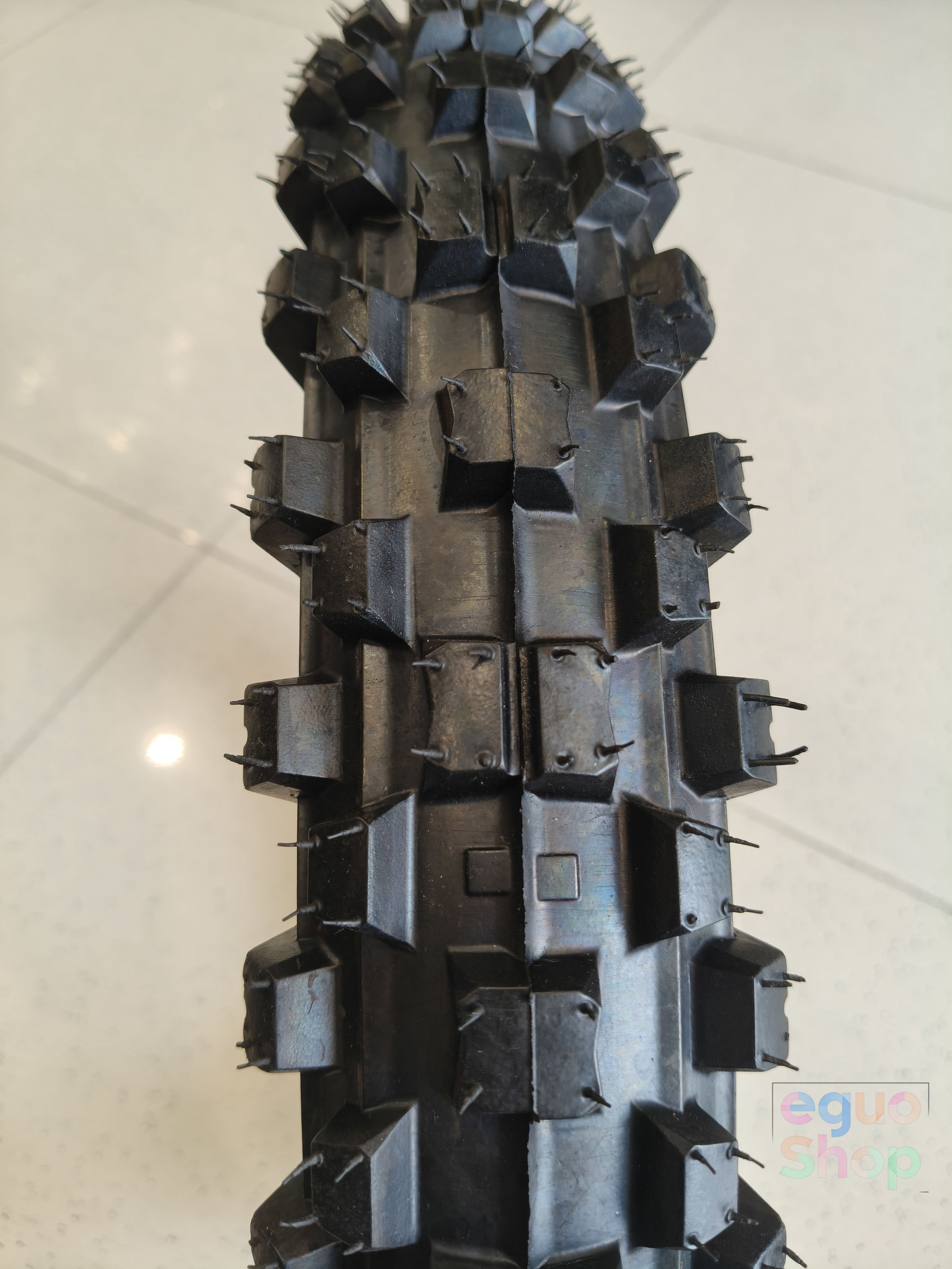 ozmr  B83Q Мотошины  70/100 R17 A4