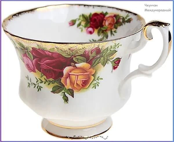 Чайная пара "Розы старой Англии", Фарфор, Royal Albert, Великобритания, вторая половина 20 века.