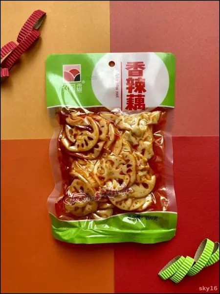 Маринованный корень лотоса в остром соусе, Китай