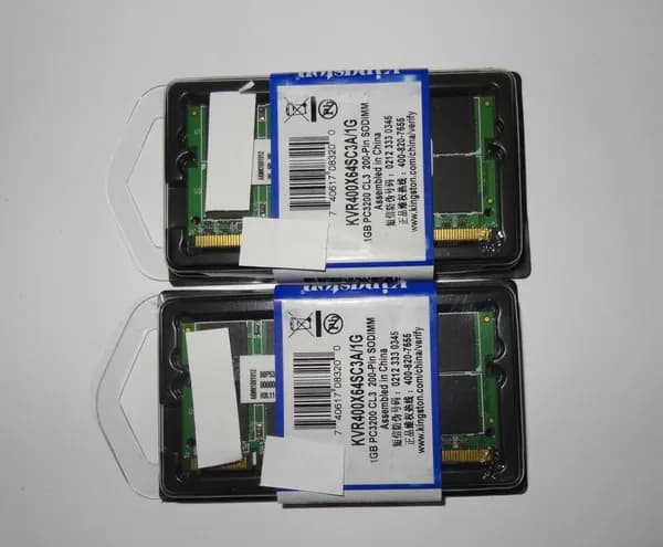 Оперативная память Память для ноутбука DDR 2GB 400Mhz лот два модуля DDR1 по 1GB KVR400X64SC3A/1G DDR, 400 МГц, 2 x 1 ГБ (rvr400x64sc3a/1g)
