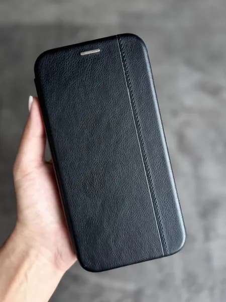 Чехол книжка на iPhone 14 Plus с усиленным магнитом