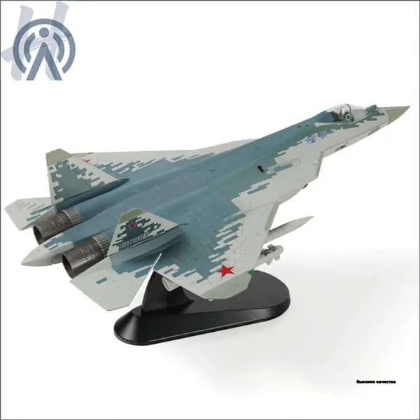Эксклюзивная коллекционная модель военного стелсистребителя SU57, представленная с дисплейным стендом в масштабе 1/72, приобретается для взрослых.