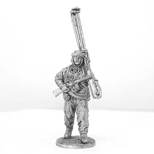 Автоматчик лыжных батальонов Красной Армии 1941-44 гг СССР - оловянный солдатик фигурка 54 мм B53
