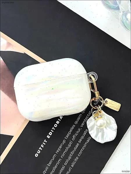 Красивый силиконовый чехол для AirPods Pro 2