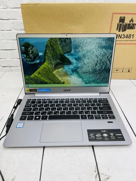 Acer Swift 3, Intel Core i3 8130U, Intel HD Ноутбук 13.3", RAM 4 ГБ, SSD 128 ГБ, Windows Pro, Русская раскладка