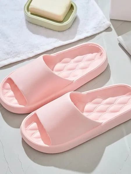 Шлепанцы Черные тапочки