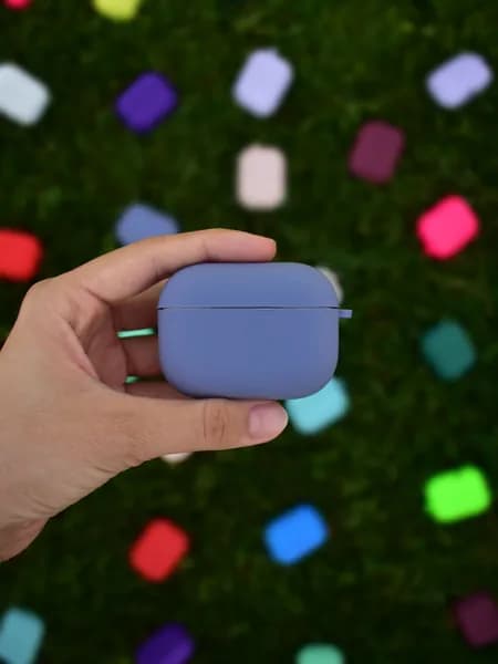 Чехол SoftTouch на Airpods Pro 2 с карабином Черничный