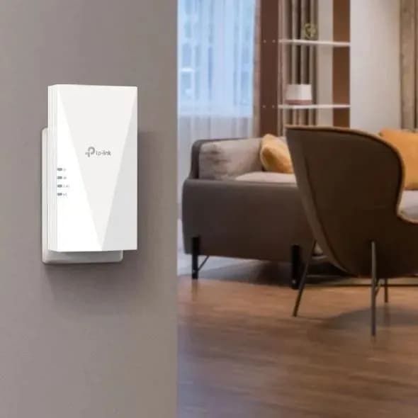 модемом/роутером Tp-Link RE500X AX1500 Расширитель диапазона Wi-Fi / Усилитель Wi-Fi сигнала (Весь мир)