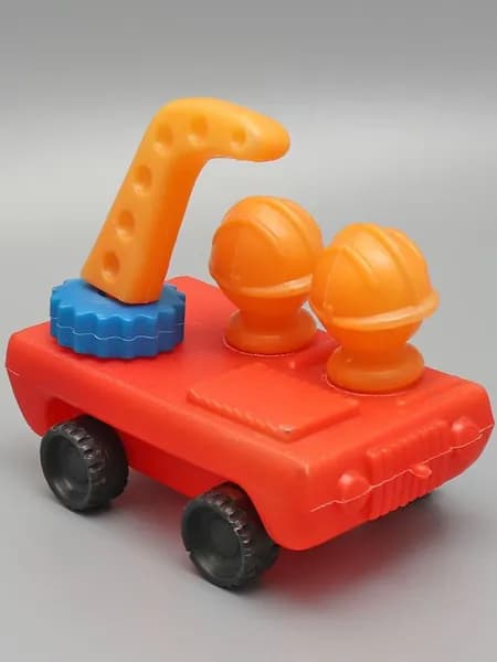 Антикварная детская игрушка-каталка "Автокран", пластмасса, СССР, 1970-80 гг.