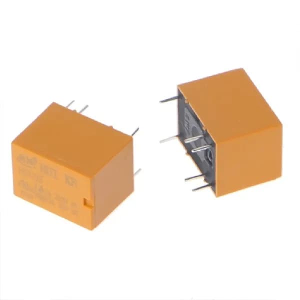 Электромеханическое реле HK4100F-DC9V-SHG, 3А, 9В