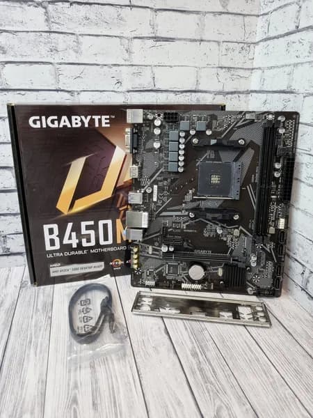 Материнская плата microATX Socket AM4 GA-B450M K REV: 2.0. Товар уцененный