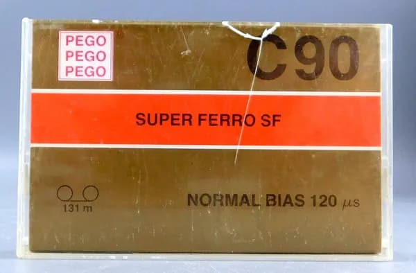 Винтаж Аудиокассета PEGO C90 с записью