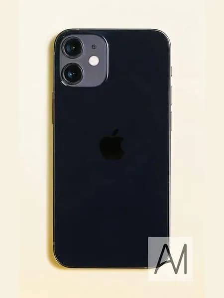 Макет смартфона iPhone 12 mini черного цвета (черный экран)