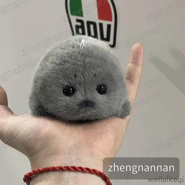 милый плюшевый тюлененок