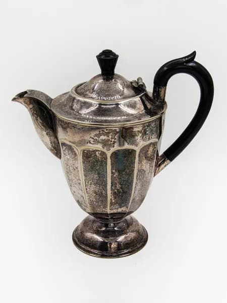 Кофейник, 1900 - 1930 годы, Англия; мельхиор, серебрение; 0.6 л.
