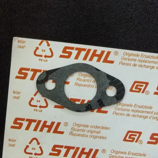 Прокладка фланец/карбюратор STIHL FS 130/131 ОРИГИНАЛ