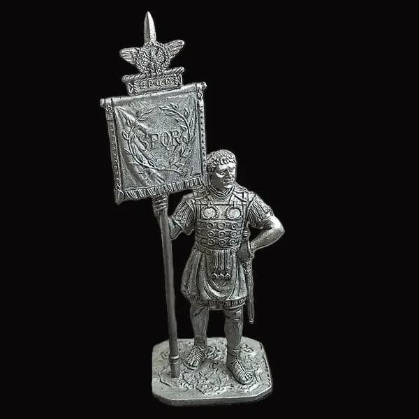 Коллекционная фигурка EK Castings Римский знаменосец I-II вв до н.э.