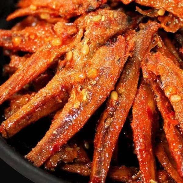 4 упаковки острой мелкой рыбы