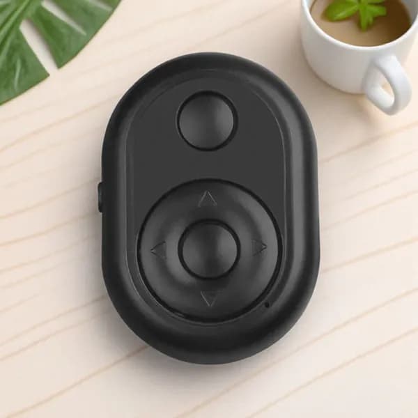 Bluetooth-пульт для камер, телефонов, селфи и телевизоров, компактный, совместим с Android и iOS.