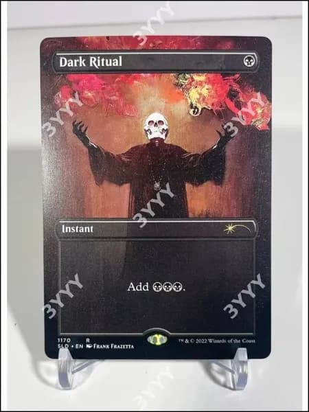 Эксклюзивный набор карт Magic The Gathering для дружеских и семейных игр поставляется в прозрачной упаковке, отличаясь высоким качеством.