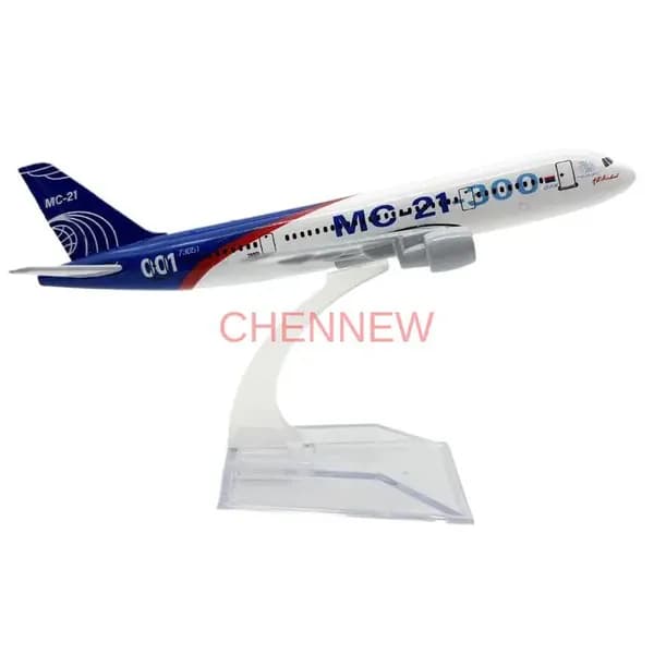 Модель российского MC-21 самолета