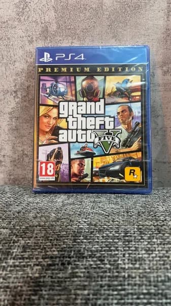 Видеоигра Grand Theft Auto V Premium Edition (GTA 5) PS4/PS5 Версия на диске, русский язык.