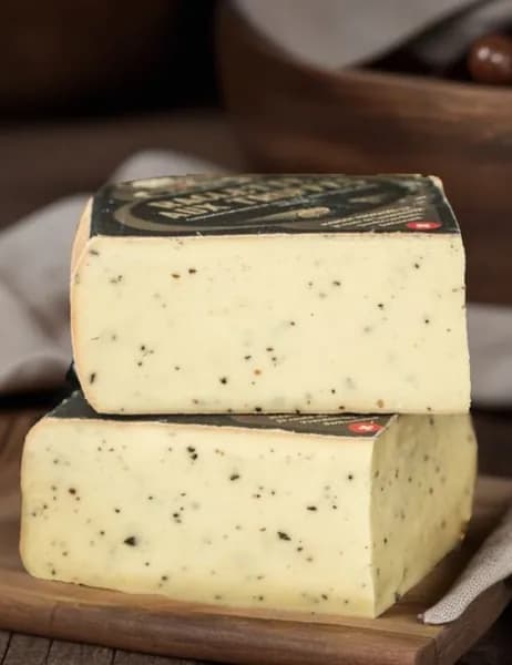 Сыр Раклет с трюфелем 49% жир. "Margot Fromages S.A, 500 г