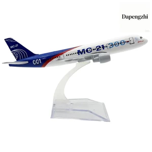 Модель российского MC-21 самолета
