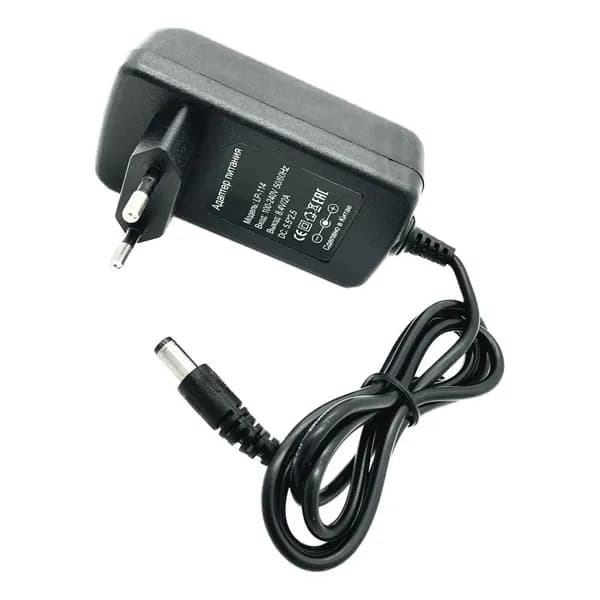 Зарядное устройство, 8,4В 2А (8.4V / 2A), штекер 5,5х2,5мм, индикатор заряда питания