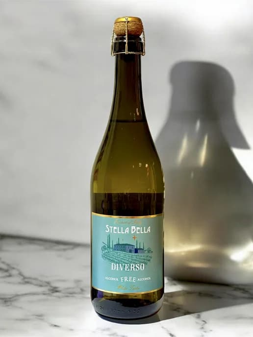 Безалкогольное вино игристое Stella Bella Diverso 750 мл