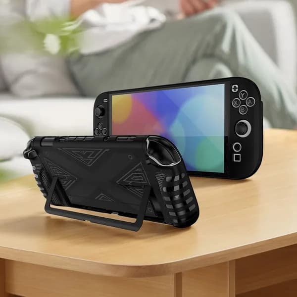 Чехол для Nintendo Switch 2 из ТПУ и поликарбоната чёрный с X-образным тиснением