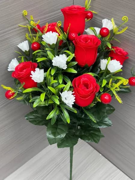 Искусственные цветы, розы.4 букета по 50 см. 9 голов.
