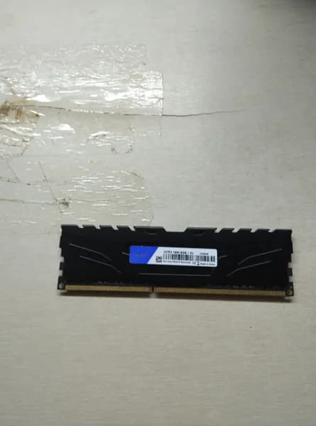 Оперативная память Оперативная память DDR3 1600 8GB 1.5V UDIMM DDR3, 1 x 8 ГБ (DDR3 1600 8GB 1.5V UDIMM)