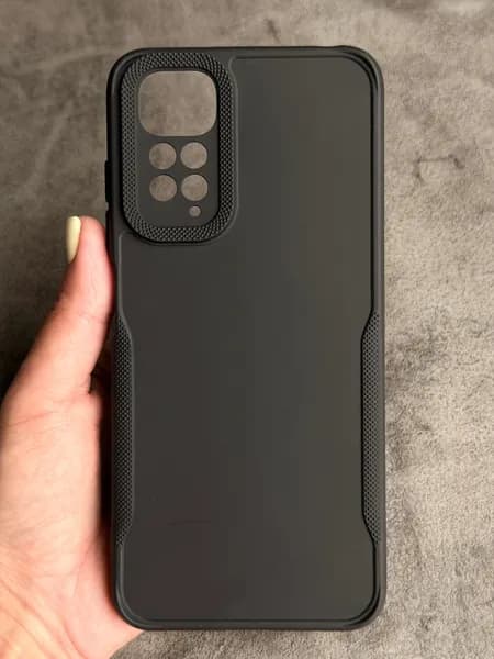 Чехол на Redmi Note 11 4G / Note 11S 4G черный с нескользящими боками