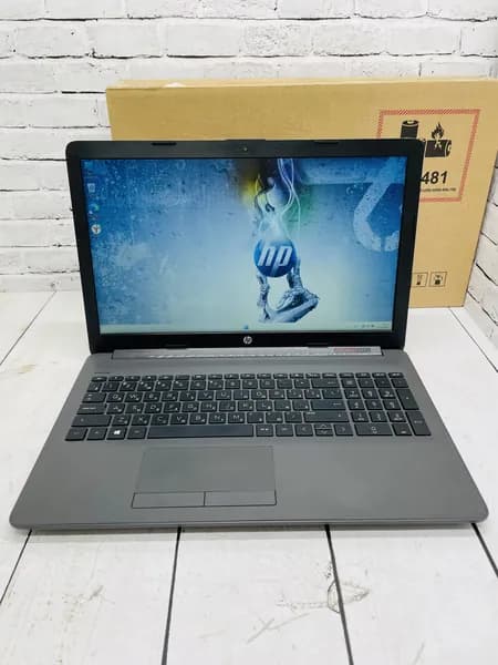 HP 255 G7, AMD Ryzen 3 3200U, AMD Radeon Vega 3 Ноутбук 15.6", RAM 4 ГБ, SSD 256 ГБ, Windows Pro, Русская раскладка