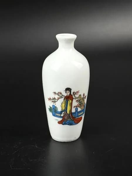 Винтажная миниатюрная ваза