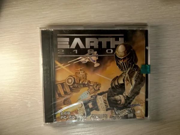 Диск с винтажной игрой для слабого ПК Earth 2160 2