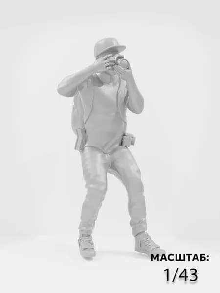 ТУРИСТ ФОТОГРАФ Фигурка в масштабе 1:43