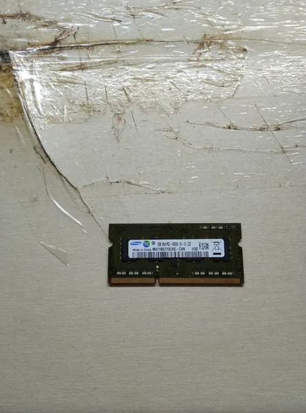 Оперативная память Оперативная память M471B5773CHS - CH9 2гб DDR3, 1 x 2 ГБ (M471B5773CHS - CH9 2гб)