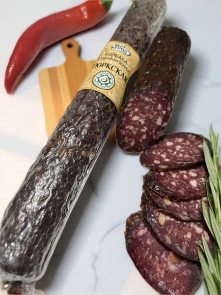 Колбаса сырокопченая конская Тюркская халяль.
