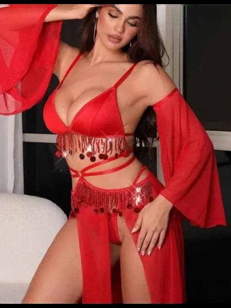 Эротическое белье которое вы крутили перед зеркалом 18+